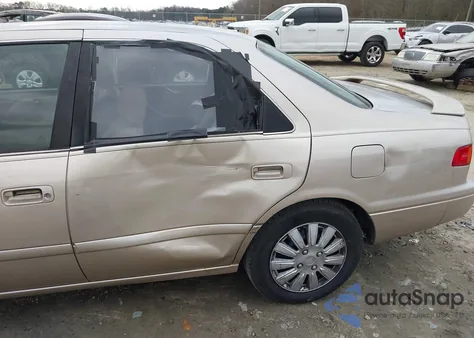 2000 Toyota Camry Le из США, поврежденный, VIN 4T1BG22KXYU753923